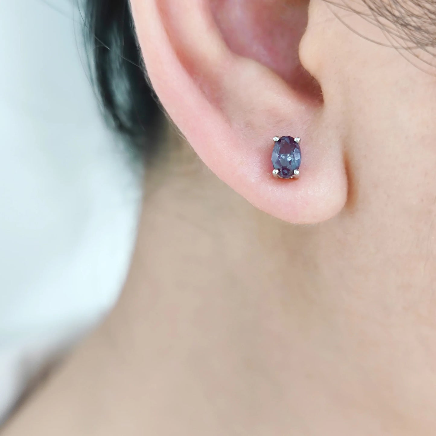 GEM'S BALLET 925 Sterling Silver Halo Earrings Vintage Lab Alexandrite Stud Earrings June Birthstone Jewelry Gift For Her