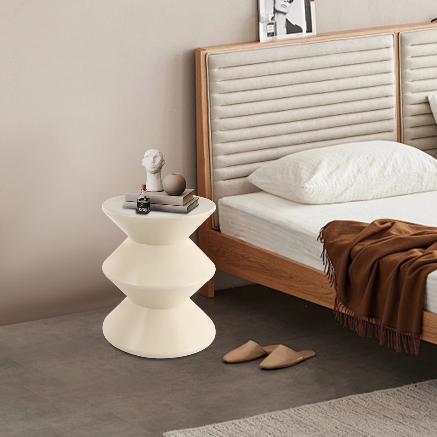 Sofa Side Table Modern White Round End Table Sitting Chair Sofa Side Bedside End Table for Living Room Bedroom Interiors