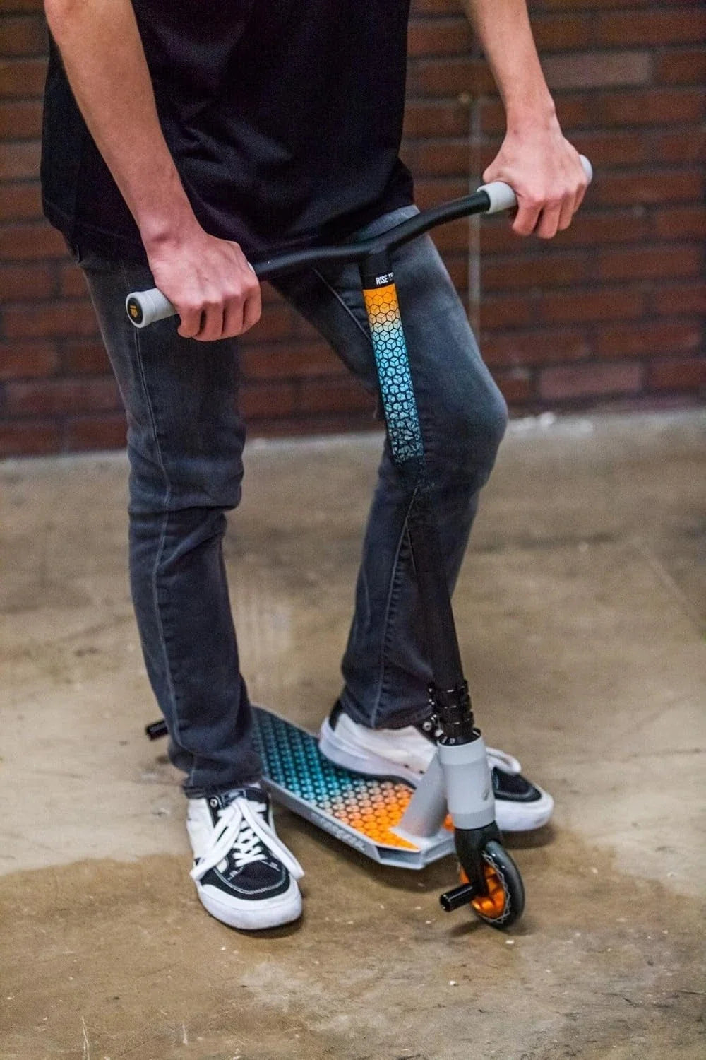 Rise Freestyle Stunt Trick Scooter, For Kids Youth Adult Men Women Ages 8 Up, Lightweight Alloy Deck & Heavy-Duty Frame