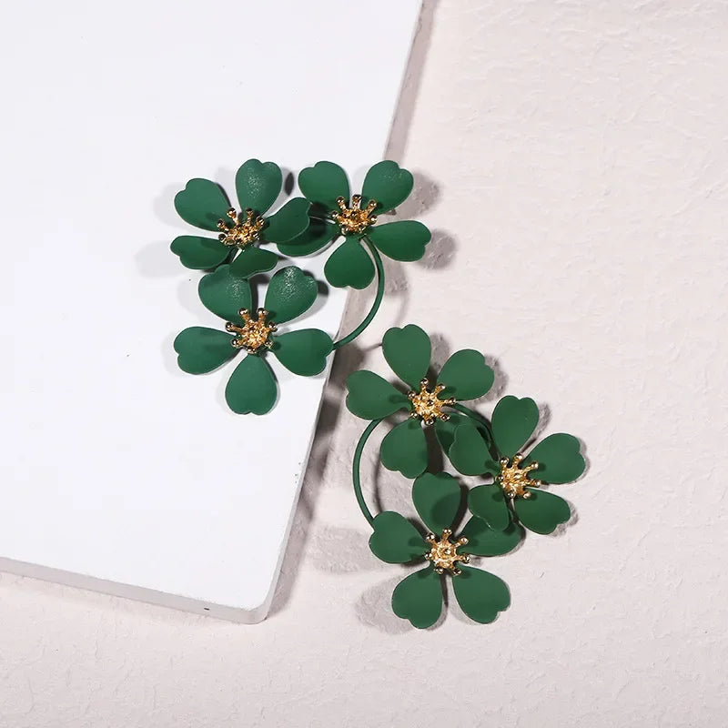 Trendy Black White Green Flower Drop Earrings for Women Vintage Bohemian Summer Plant Romanic Party Jewelry Accessories