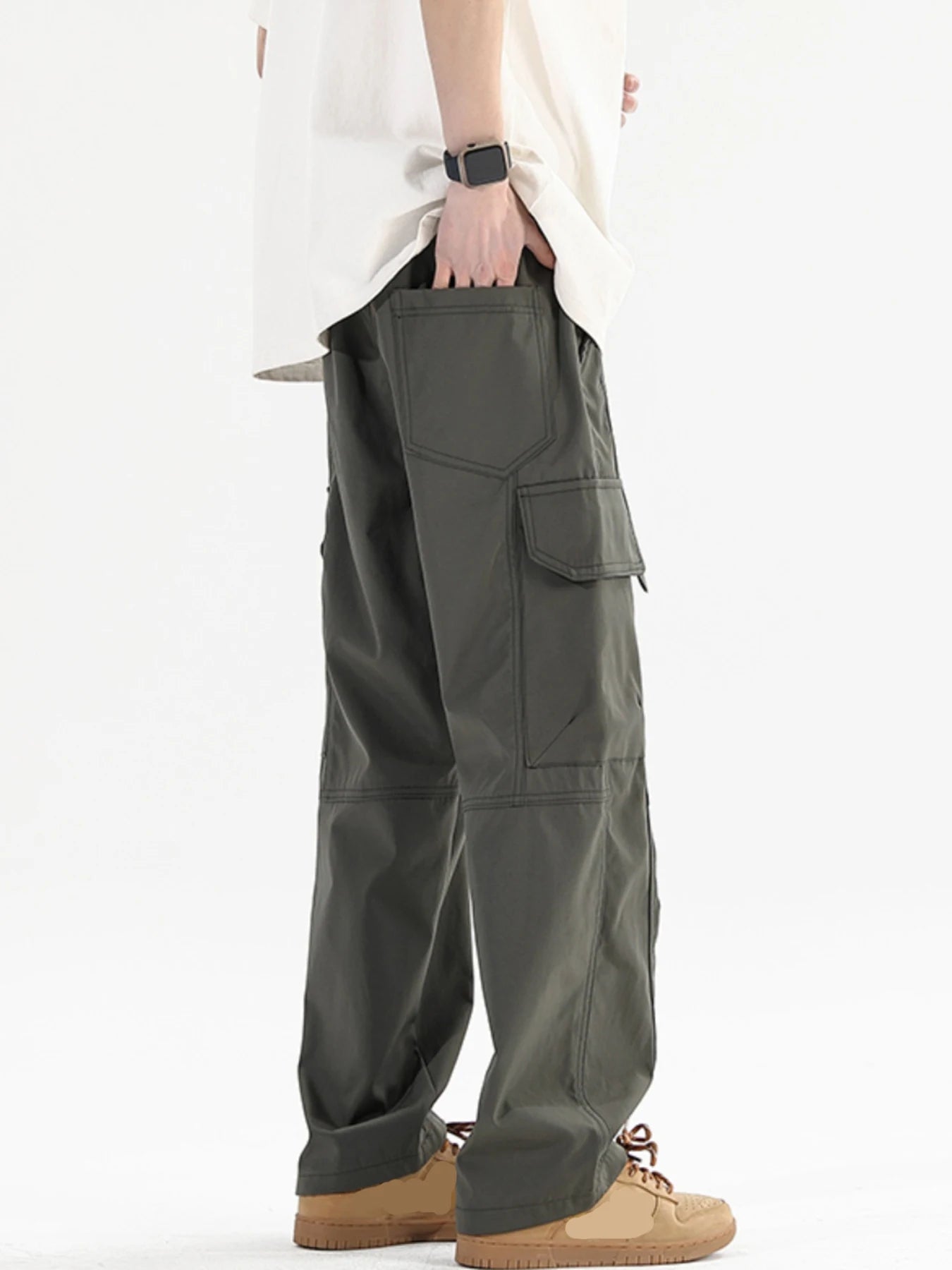 Men's Autumn-Winter Cargo Jogger Fleece Sweatpants Loose Multi-Pocket Long Trousers for Hip Hop Street Style