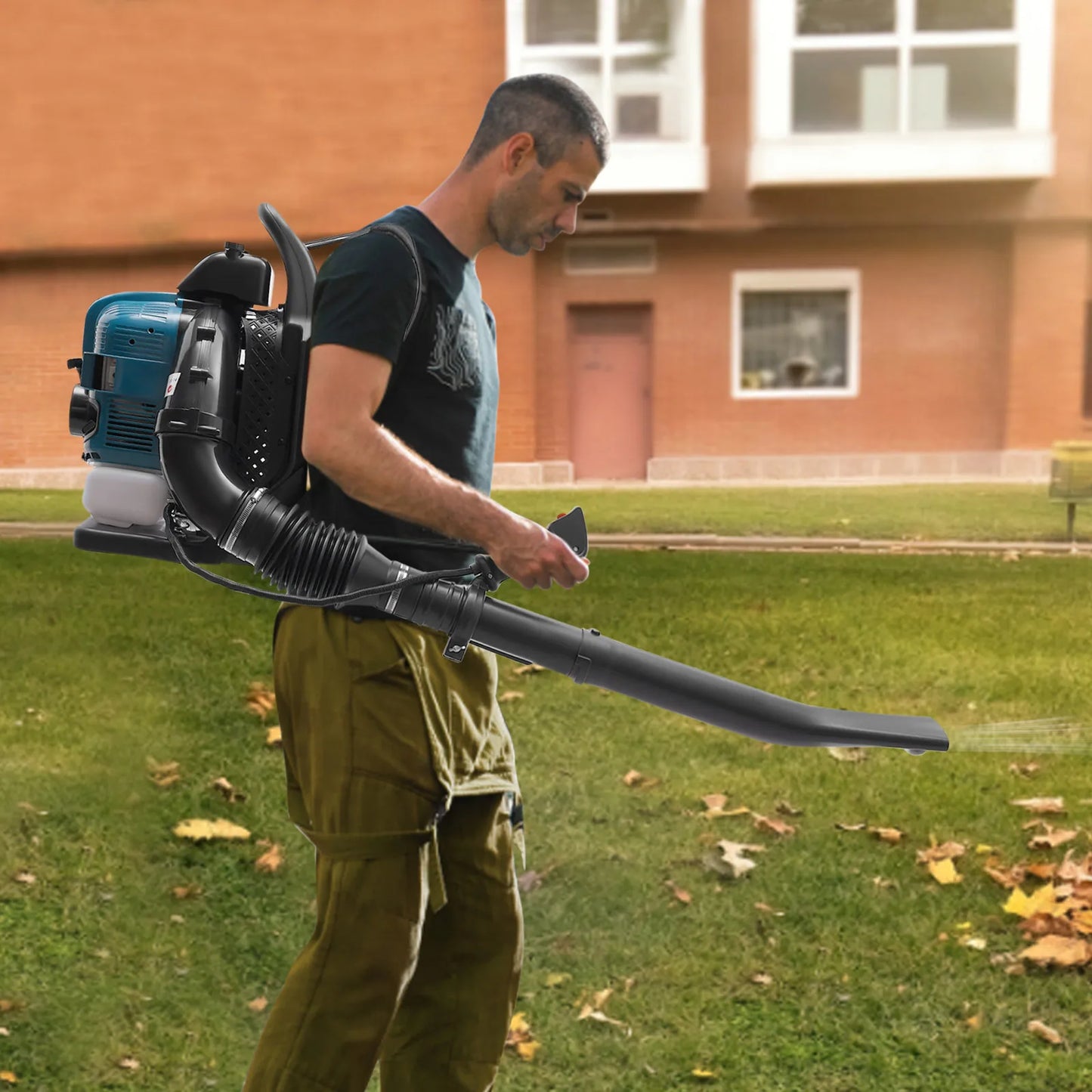 75.6cc Backpack Gas Powered Leaf Blower With 1.9L Fuel Tank