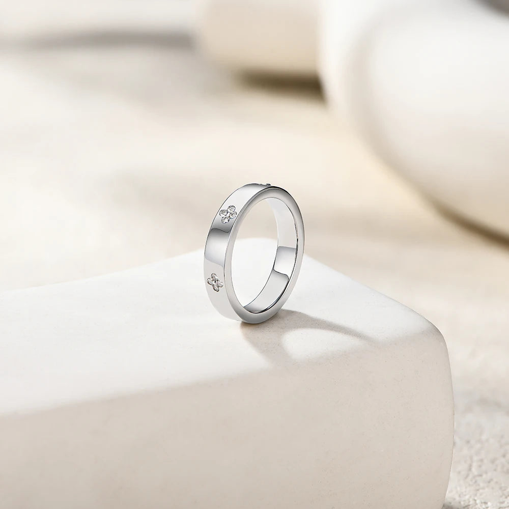 ATTAGEMS Simple D VVS1 Moissanite Ring Round Cut 1.2mm S925 Sterling SIlver Wedding Band Jewelry For Women Shipping from the USA