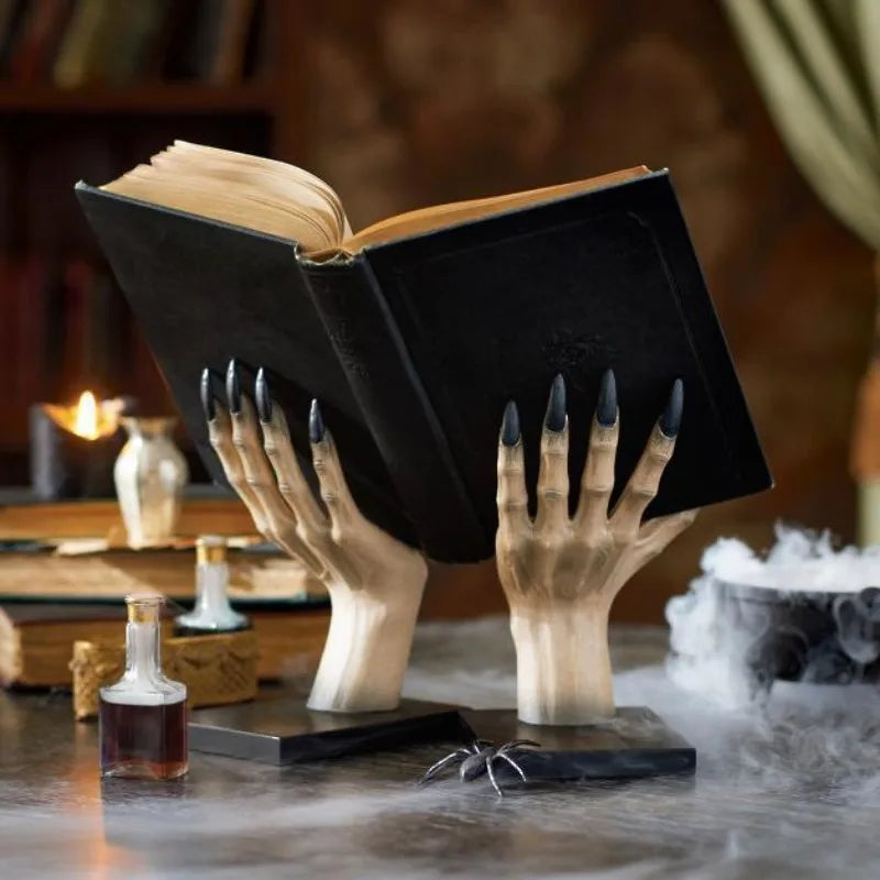 1Pair Resin Witch Hand Decoration Props, Home Decoration Display Stand Halloween Decorations Table Decoration
