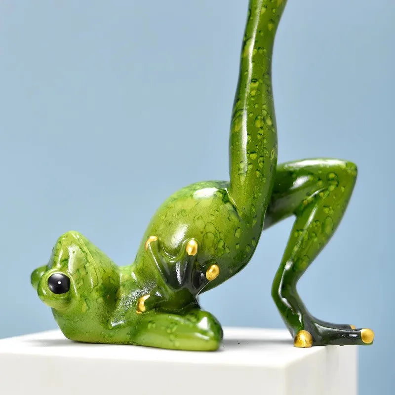 1Pc Yoga Frog Resin Crafts Decorations Tv Cabinet Wine Cooler Pieces Graduation Birthday Gift