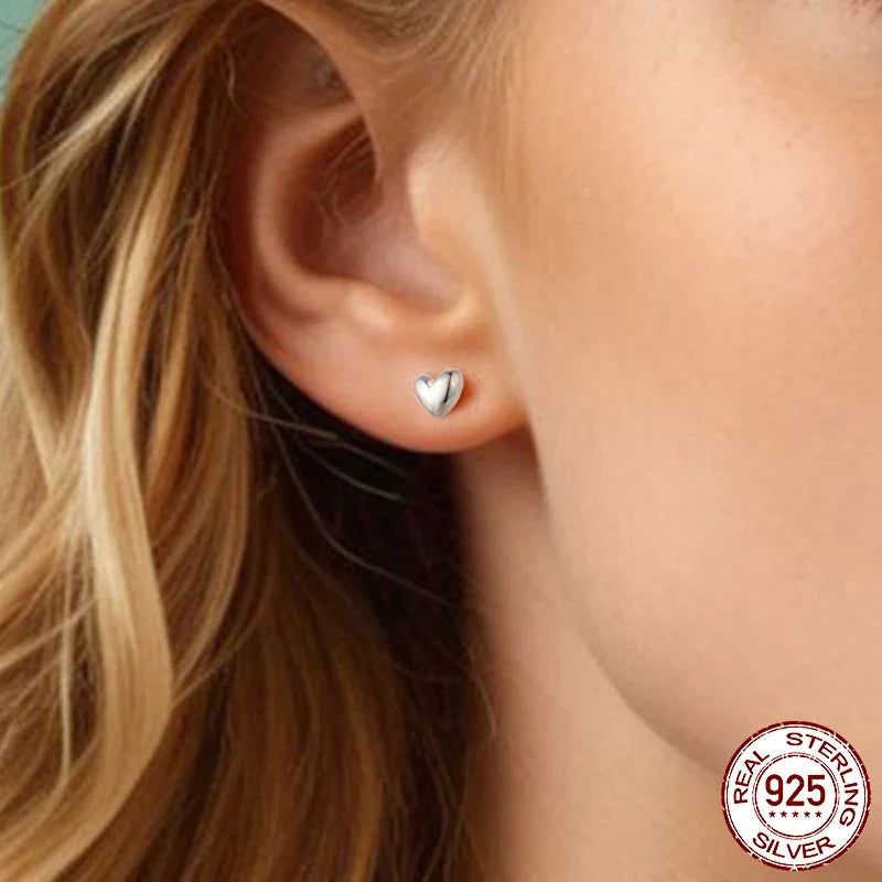 925 Sterling Silver Mini Heart Stud Earrings Platinum Plated Simple Earrings for Women Sweet Fine Jewelry Gift