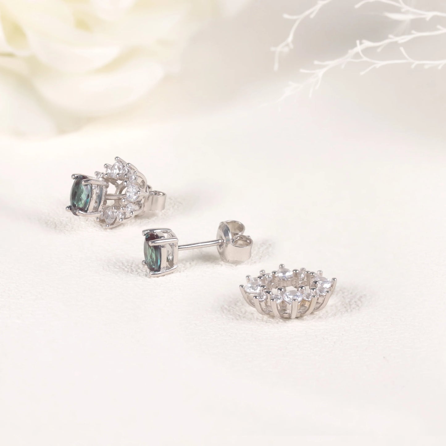 GEM'S BALLET 925 Sterling Silver Halo Earrings Vintage Lab Alexandrite Stud Earrings June Birthstone Jewelry Gift For Her