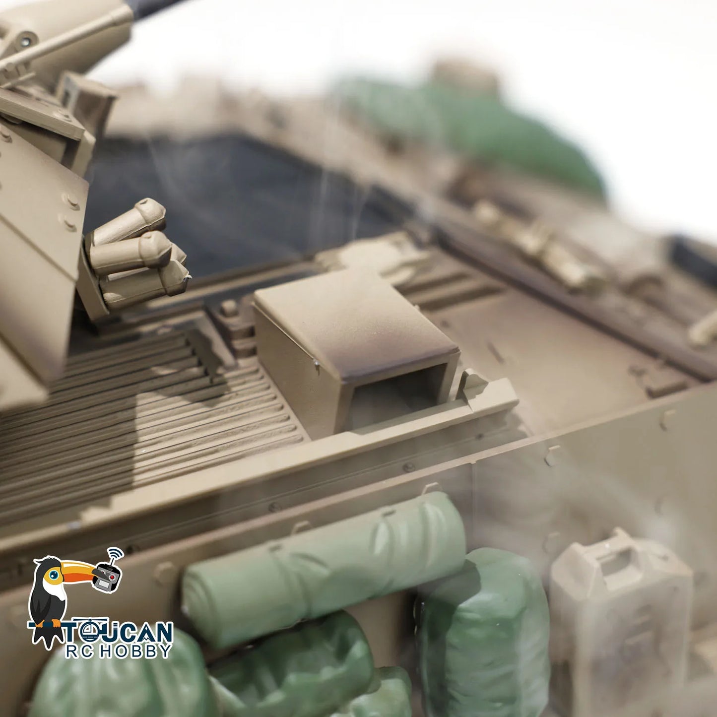 US Stock RTR Tongde 1/16 Scale RC Military Tank M2A2 Bradley Radio Control Panzer Metal Tracks Wheels Barrel Recoil Smoking Toy