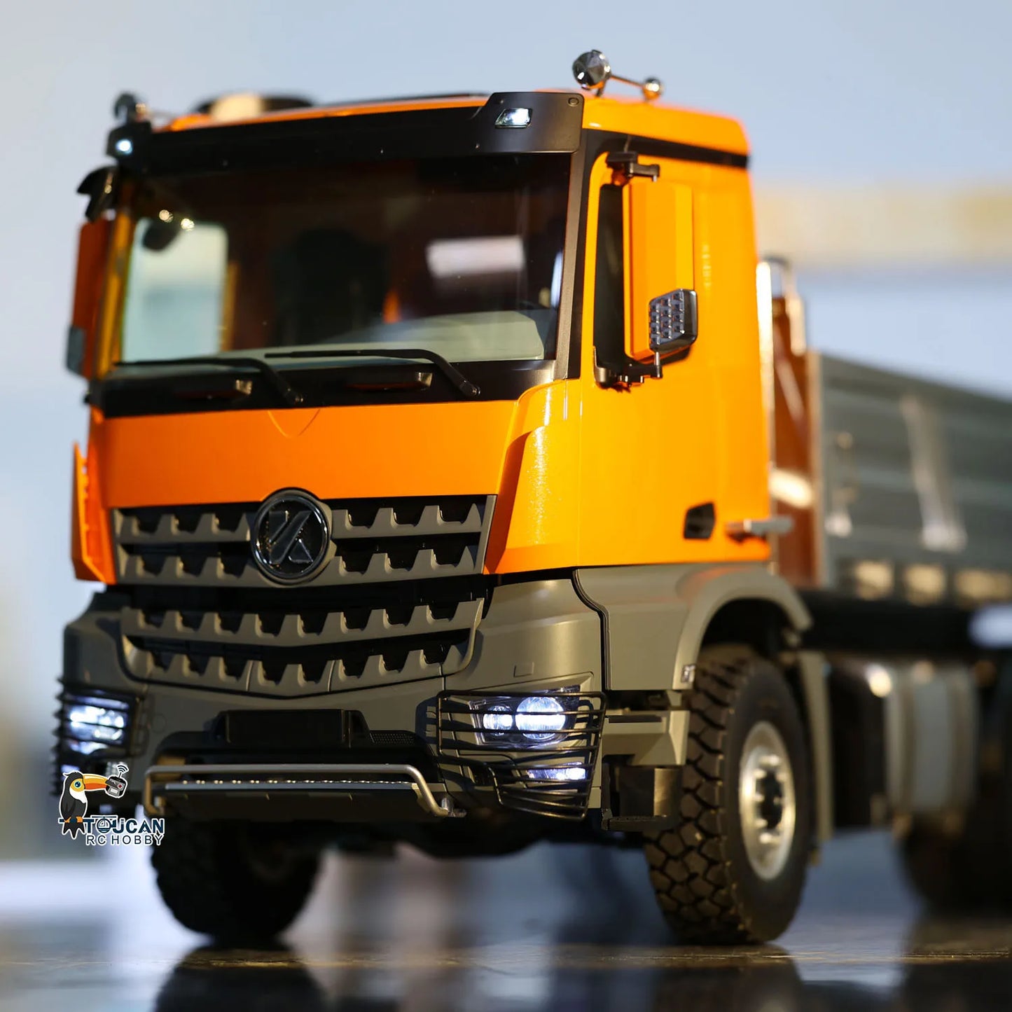 1/14 Scale Kabolite 5701 4x4 RC Dump Truck Sound Light 2-Speed Off-Road Remote Control Dumper Car Vehicle for Adults Hobbyists