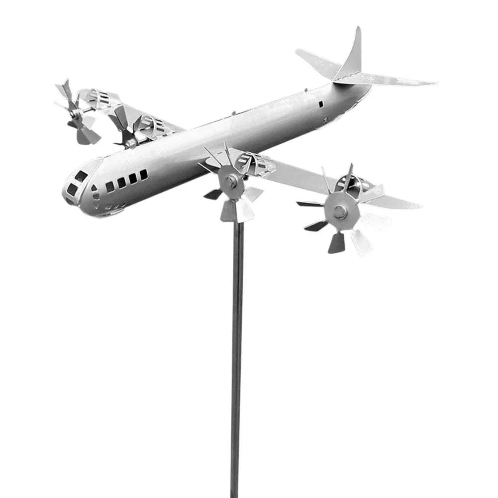 Super Fortress Aircraft Windmill Iron Metal Spinner Aircraft Windmill Wind Energy Sculpture for Outdoor Garden Decoration