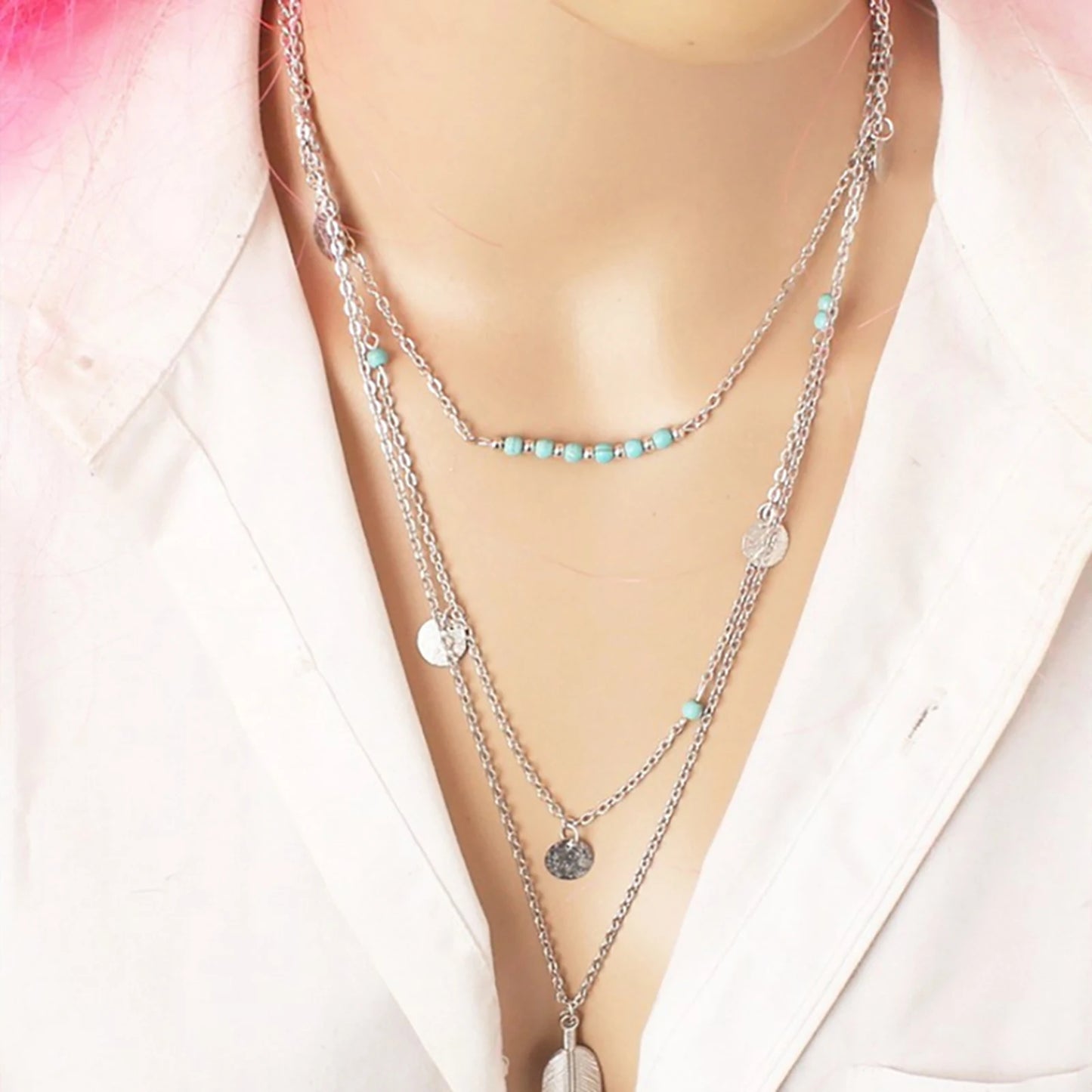 Woman Necklace with Feather Pendant Durable Alloy Skin-friendly Glossy Necklace for Banquet Wedding Dresses Skirts MIAO