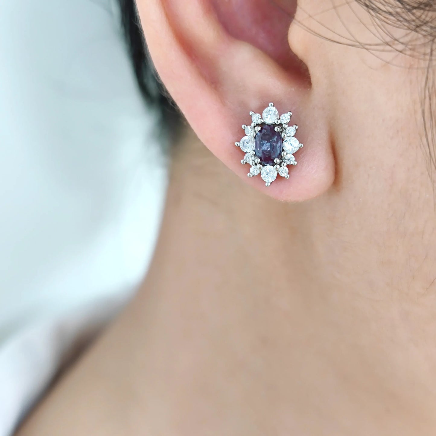 GEM'S BALLET 925 Sterling Silver Halo Earrings Vintage Lab Alexandrite Stud Earrings June Birthstone Jewelry Gift For Her